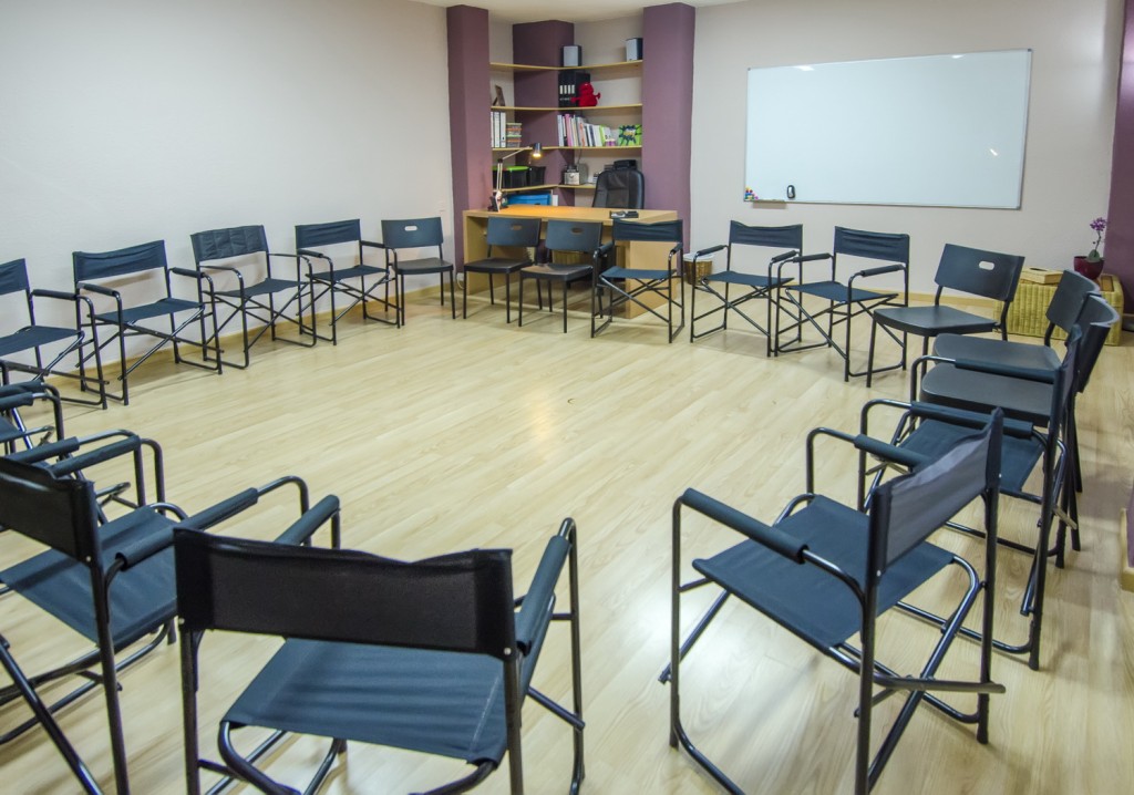 Psicomundo, Psicología Alicante - Sala Polivalente Grupos Sillas