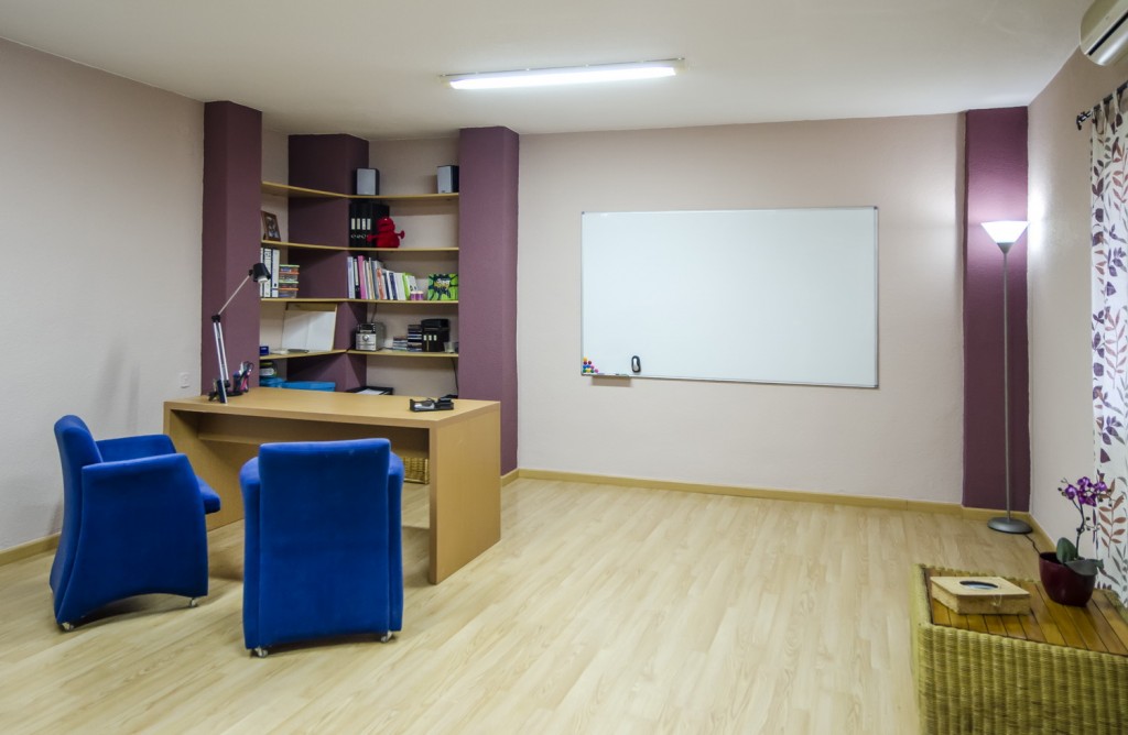Psicomundo, Psicología Alicante - Sala Polivalente- despacho